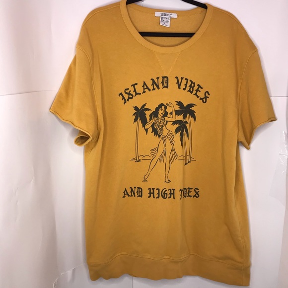 Lucky Brand Other - Lucky Brand | Island Vibes and High Tides Shirt